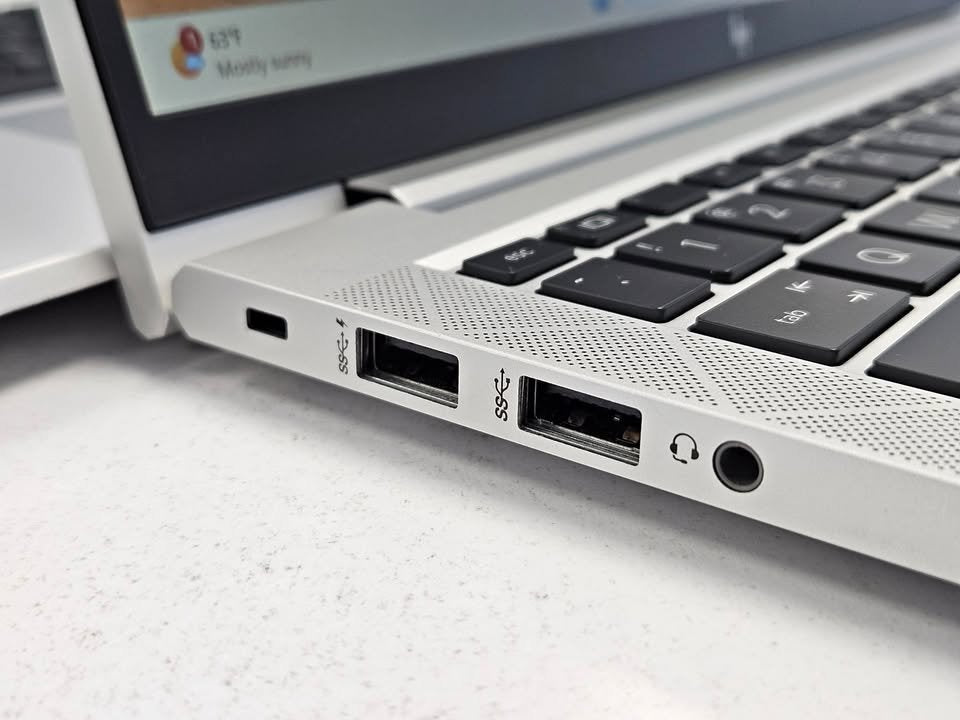 HP Elitebook 830 G7, i5